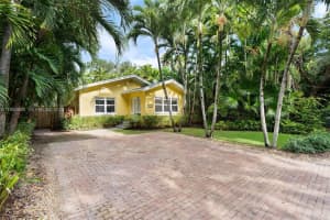 2465 Inagua Ave Miami, FL 33133 - MLS#A11950685