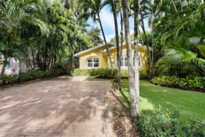2465 Inagua Ave Miami, FL 33133 - MLS#A11950685