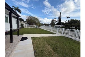 1011 Ne 212th Ter Miami, FL 33179 - MLS#A11950716