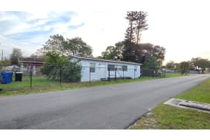 1430 Nw 7th St Fort Lauderdale, FL 33311 - MLS#A11950737