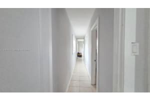 1430 Nw 7th St Fort Lauderdale, FL 33311 - MLS#A11950737