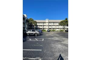 8515 Sunrise Lakes Blvd 103 Sunrise, FL 33322 - MLS#A11950741