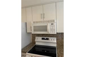 8515 Sunrise Lakes Blvd 103 Sunrise, FL 33322 - MLS#A11950741