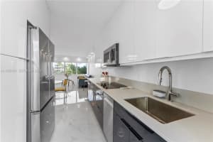 3250 28th St , Fort Lauderdale, FL 33308 - MLS#A11950764