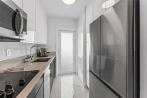 3250 28th St , Fort Lauderdale, FL 33308 - MLS#A11950764