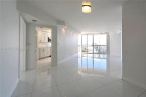 1000 W Island Blvd 2410 Aventura, FL 33160 - MLS#A11950775