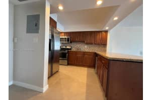 1000 Parkview Dr 926 Hallandale Beach, FL 33009 - MLS#A11950781