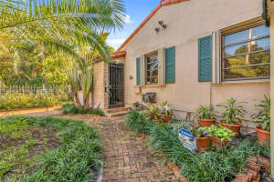 2550 Trapp Ave, Coconut Grove