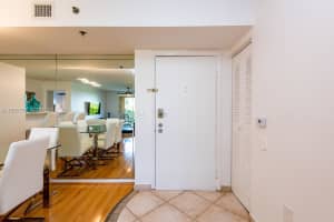 19801 E Country Club Dr 4501 Aventura, FL 33180 - MLS#A11950787