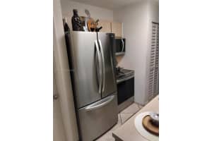 18318 Nw 68 Av E Hialeah, FL 33015 - MLS#A11950804