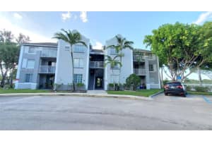 577 SW 111th Ln APT 203, Pembroke Pines, FL 33025, - MLS#A11950841