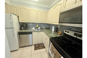 10413 N Kendall Dr B208 Miami, FL 33176 - MLS#A11950873