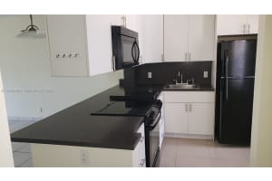 950 Hillcrest Dr 207 Hollywood, FL 33021 - MLS#A11950886