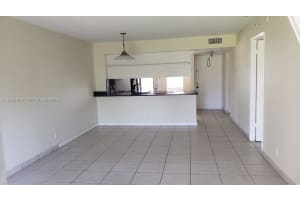 950 Hillcrest Dr 207 Hollywood, FL 33021 - MLS#A11950886