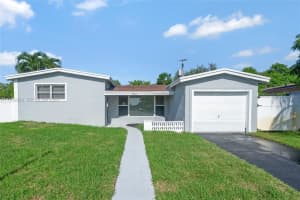 3303 Nw 37th Ave 3303 Lauderdale Lakes, FL 33309 - Off Market