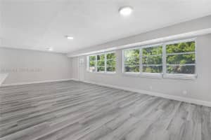 3303 Nw 37th Ave 3303 Lauderdale Lakes, FL 33309 - Off Market