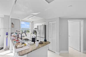 19501 W Country Club Dr 1904 Aventura, FL 33180 - MLS#A11950891