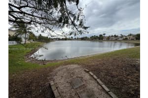 16062 Sw 43rd Ter Miami, FL 33185 - MLS#A11950894