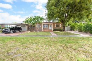 5431 W 2nd Ave, Hialeah