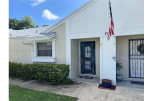 809 NE 214th Ln APT 2, Miami, FL 33179, - MLS#A11950907