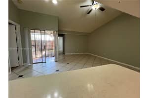 809 NE 214th Ln APT 2, Miami, FL 33179, - MLS#A11950907