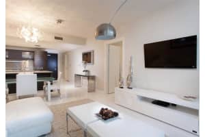 200 Biscayne Boulevard Way 3209 Miami, FL 33131 - MLS#A11950908