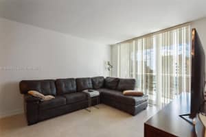 1800 S Ocean Dr 809 Hallandale Beach, FL 33009 - MLS#A11950915