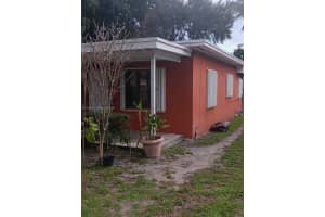 1720 Nw 85th St Miami, FL 33147 - MLS#A11950922