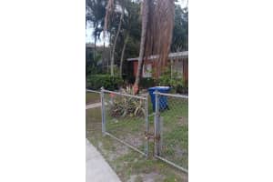 1720 Nw 85th St Miami, FL 33147 - MLS#A11950922