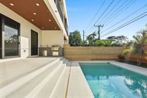 1321 Ne 13th Ave Fort Lauderdale, FL 33304 - MLS#A11950974