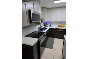 5865 W 13 Avenue Hialeah, FL 33012 - MLS#A11950990