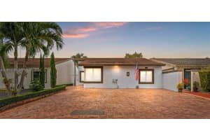 9798 Sw 147th Pl, Miami