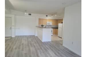 7910 N Nob Hill Rd APT 105, Tamarac, FL 33321, - MLS#A11951017