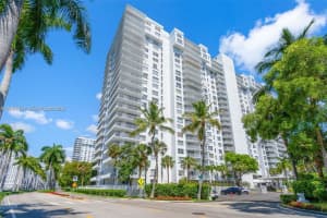 2801 183rd St , Aventura, FL 33160 - MLS#A11951070