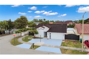 6301 Sw 149th Ct Miami, FL 33193 - MLS#A11951071