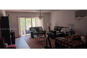 6731 Cypress Rd 310 Plantation, FL 33317 - MLS#A11951080