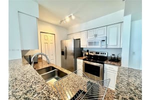 1155 Brickell Bay Dr 906 Miami, FL 33131 - MLS#A11951108