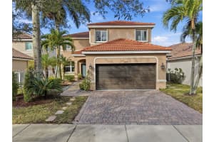 1844 Aspen Ln Weston, FL 33327 - MLS#A11951213