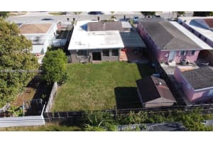 848 E 24th St Hialeah, FL 33013 - MLS#A11951215