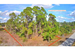 1050 Countess Ave Lehigh Acres, FL 33974 - MLS#A11951221