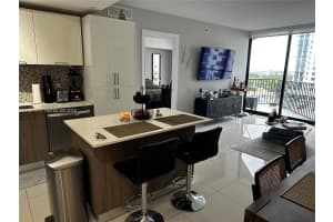 5252 Nw 85th Ave 703 Doral, FL 33166 - MLS#A11951270