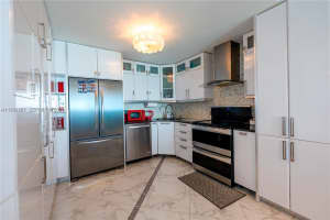 2201 S Ocean Dr 1002 Hollywood, FL 33019 - MLS#A11951307