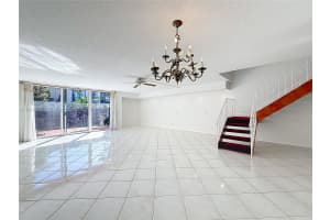 2412 Ne 11th St 160 Hallandale Beach, FL 33009 - MLS#A11951362