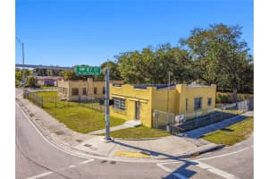 8610 NW 17th Ave, Miami, FL 33147, - MLS#A11951363