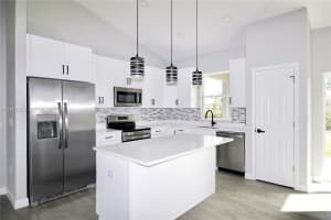 7335 Domenico St Sebring, FL 33872 - MLS#A11951372