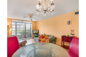 8861 Sunrise Lakes Blvd 106, Sunrise