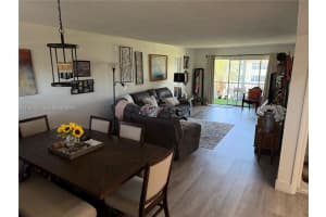 8911 S Hollybrook Blvd 305 Pembroke Pines, FL 33025 - MLS#A11951403