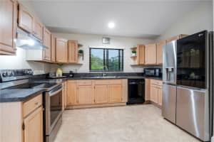 2751 Sw 137th Ter Davie, FL 33330 - MLS#A11951406