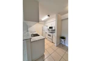 450 S Park Rd 5-104 Hollywood, FL 33021 - MLS#A11951414