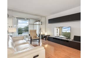 9370 Sunrise Lakes Blvd 308 Sunrise, FL 33322 - MLS#A11951433